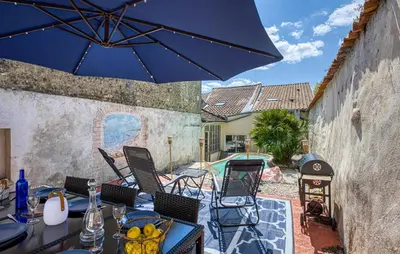 Terrasse ou espace extérieur de l'établissement Awesome Home In Tonnay-Boutonne