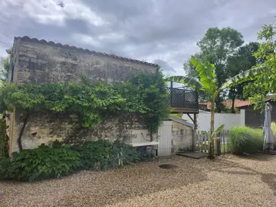 Jardin de l'établissement La maisonnette du marais