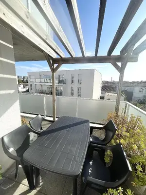 Balcon ou terrasse dans l'établissement Le peupliers, avec parking pour 6 personnes