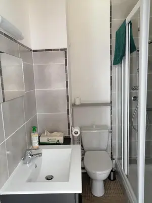Salle de bains dans l'établissement Espoumet