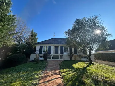 Jardin de l'établissement Gîte Jumapi family house with swimming pool