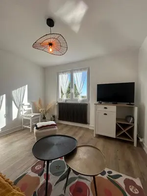 Télévision ou salle de divertissement dans l'établissement Appartment Jumapi