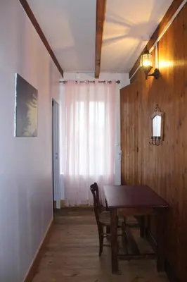 Télévision ou salle de divertissement dans l'établissement Gîte de l' ancienne métairie