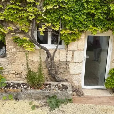 Maison Les Iris - 2 chambres et 2 salles de bain - 2 à 4 personnes - Futuroscope