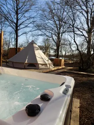 Plan de l'établissement Tente vue lac avec spa 2