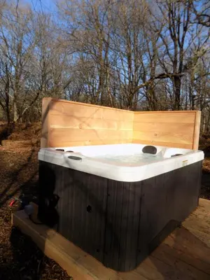 Plan de l'établissement Tente luxe vue Etang avec jacuzzi 4