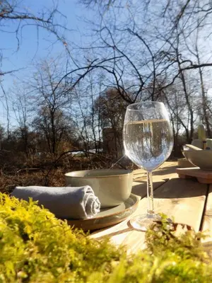 Plan de l'établissement Tente luxe vue Etang avec jacuzzi 4