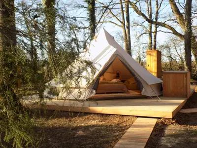 Plan de l'établissement Tente avec jacuzzi vue lac 1