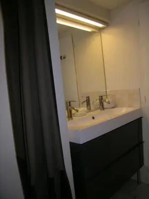 Salle de bains dans l'établissement Gîte du Marronnier