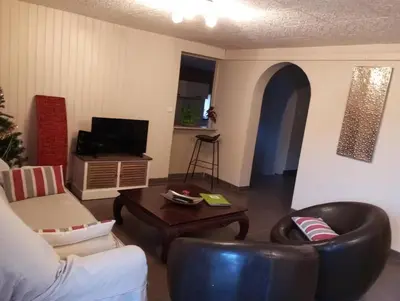 Télévision ou salle de divertissement dans l'établissement Gîte du Marronnier