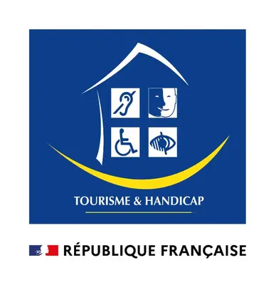 Certificat, récompense, panneau ou autre document affiché dans l'établissement Gite PMR Adapté Futuroscope Aquascope Center Parc Mecanick & Ko