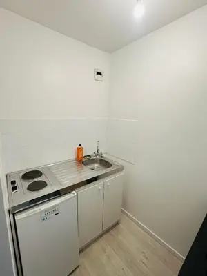 Cuisine ou kitchenette dans l'établissement Studio cosy plein centre & parking à proximité
