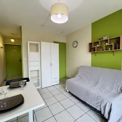 STUDIO La Rochelle - LR930-001