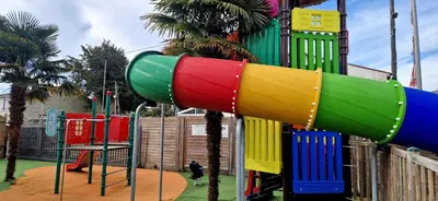 Aire de jeux pour enfants de l'établissement Camping maeva Escapades de la Gères