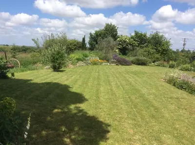 Jardin de l'établissement La Petite Maison