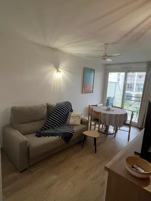 Plan de l'établissement Agréable appartement vue sur port de plaisance