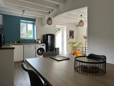 Cuisine ou kitchenette dans l'établissement Le Chai des Mullons