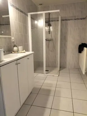 Salle de bains dans l'établissement Studio en toute simplicité