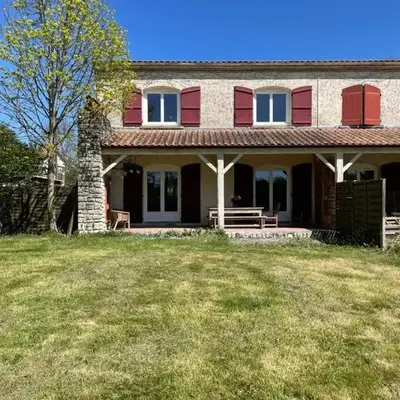 Maison de caractère avec jardin