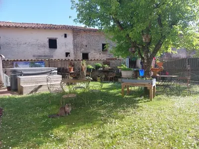Jardin de l'établissement le vieux prieure