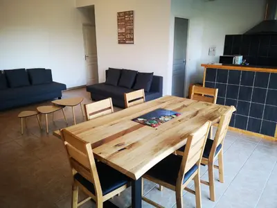 Coin salon dans l'établissement Gîte au coeur du Marais Poitevin - Maillezais - 6 Personnes