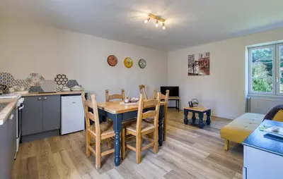 Cuisine ou kitchenette dans l'établissement Holiday Gite On A Vineyard