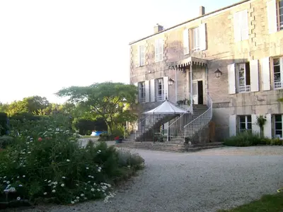 Jardin de l'établissement Manoir Angle