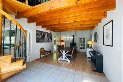 Plan de l'établissement Villa paisible avec piscine