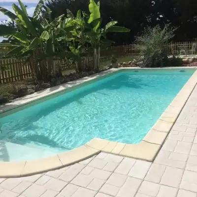 Villa paisible avec piscine