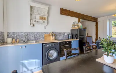 Cuisine ou kitchenette dans l'établissement Holiday Home On A Vineyard