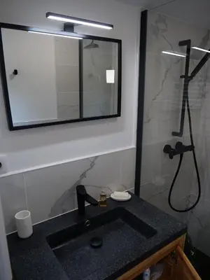 Salle de bains dans l'établissement Gite in equestrian property