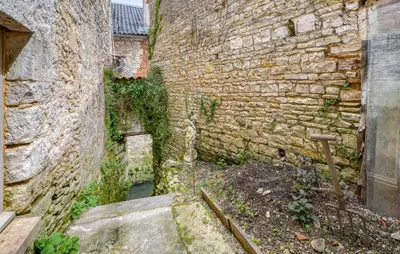 Plan de l'établissement Awesome Home In Verteuil-Sur-Charente