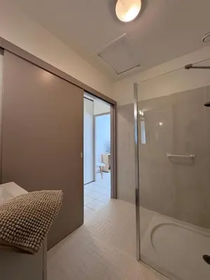 Salle de bains dans l'établissement Appart-Hotel du drapeau bleu Residence Kiwi