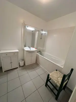 Salle de bains dans l'établissement Le Clos - Centre ville - Jardin - Parking privé