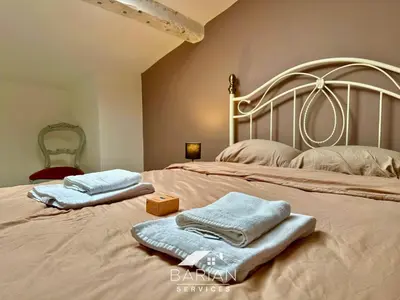 Un ou plusieurs lits dans un hébergement de l'établissement Maison climatisée 8 personnes - 3 chambres - calme et détente