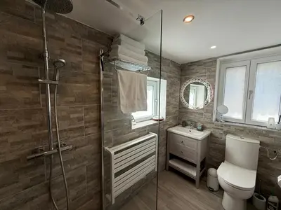 Salle de bains dans l'établissement Gite Chez Isobel