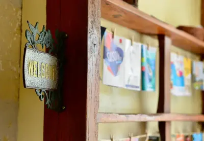 Certificat, récompense, panneau ou autre document affiché dans l'établissement Maison de campagne avec piscine