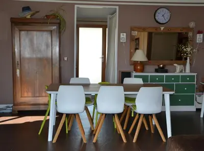 Télévision ou salle de divertissement dans l'établissement Maison proche LA ROCHELLE & Ile de Ré