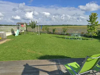 Jardin de l'établissement Maison proche LA ROCHELLE & Ile de Ré