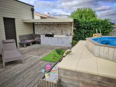 Piscine de l'établissement Maison proche LA ROCHELLE & Ile de Ré ou située à proximité