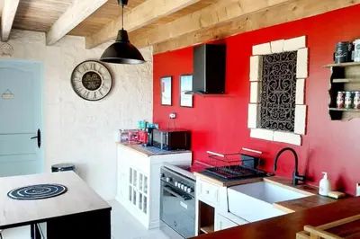 Cuisine ou kitchenette dans l'établissement Chambre chez l'habitant