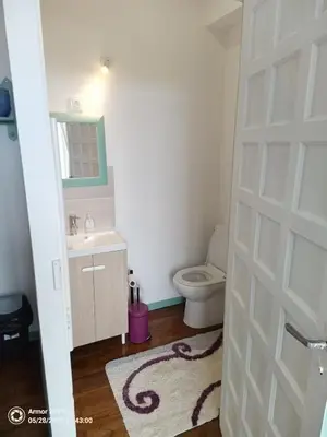 Salle de bains dans l'établissement Appartement 35m2 a l'étage ,1 lit double