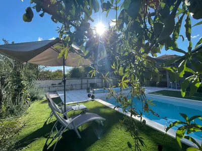 Piscine de l'établissement La Maison de Maître Chagnon Aumagne ou située à proximité