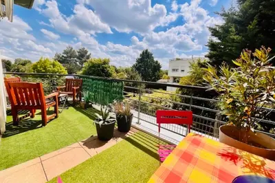 Jardin de l'établissement Apartment with terrace and pool