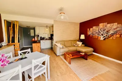 Coin salon dans l'établissement Apartment with terrace and pool