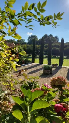 Jardin de l'établissement La Treille - Grand jardin avec Piscine & Tennis