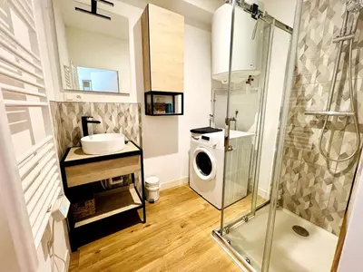 Salle de bains dans l'établissement Le Ferte - Coeur de ville