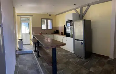 Cuisine ou kitchenette dans l'établissement Gîte de Font Valet