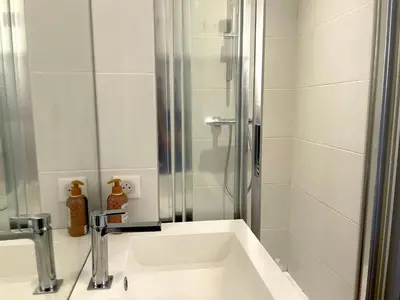 Salle de bains dans l'établissement ღ La Capsule - Studio Plein Centre, Vieux Port