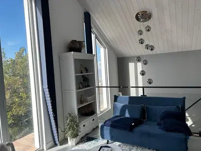 Coin salon dans l'établissement FOURAS villa Jean Michèle Villa Neuve en front de mer